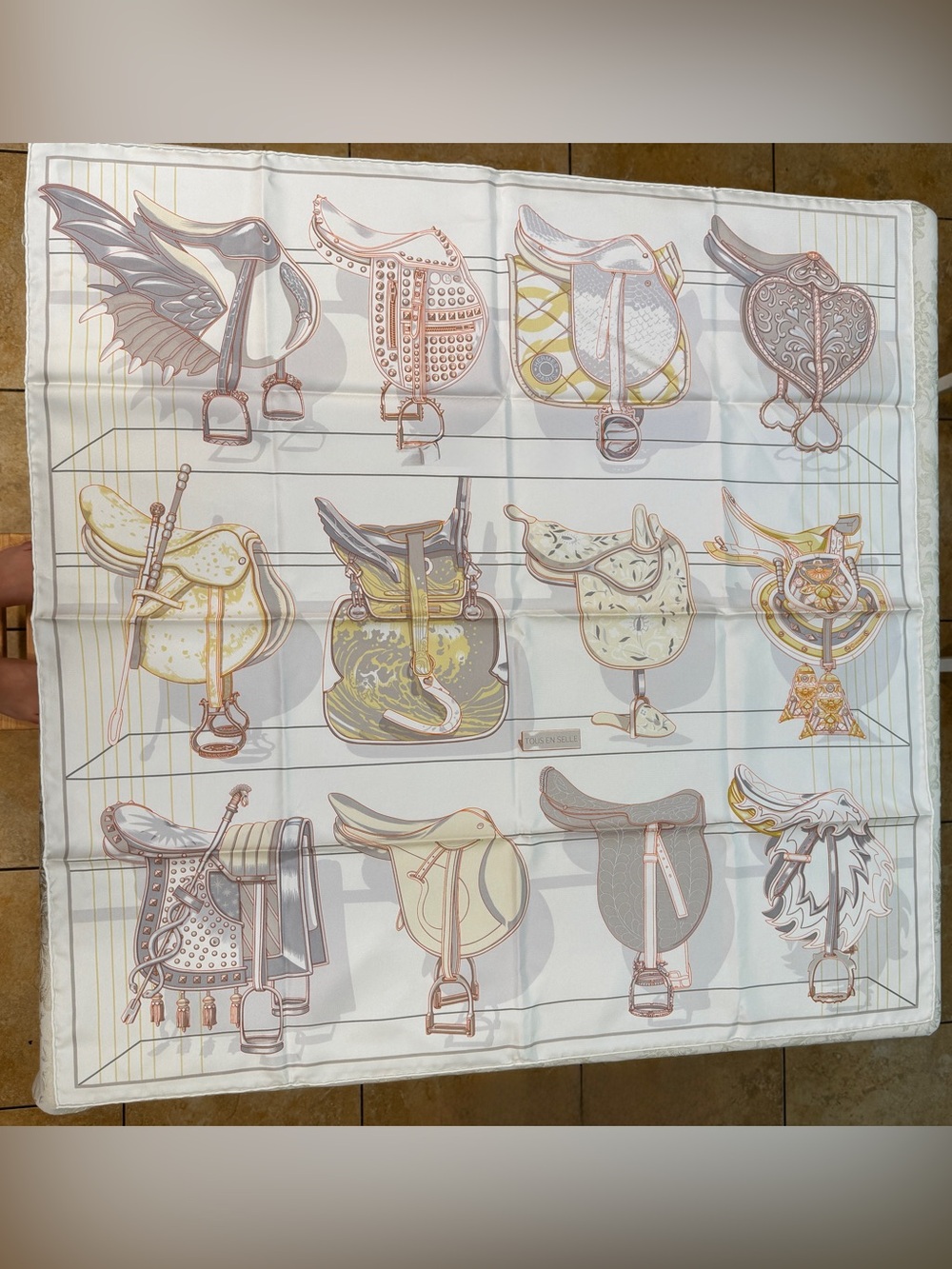 NIB Hermes Tous en Selle scarf 90 Blanc - Picture 1 of 7